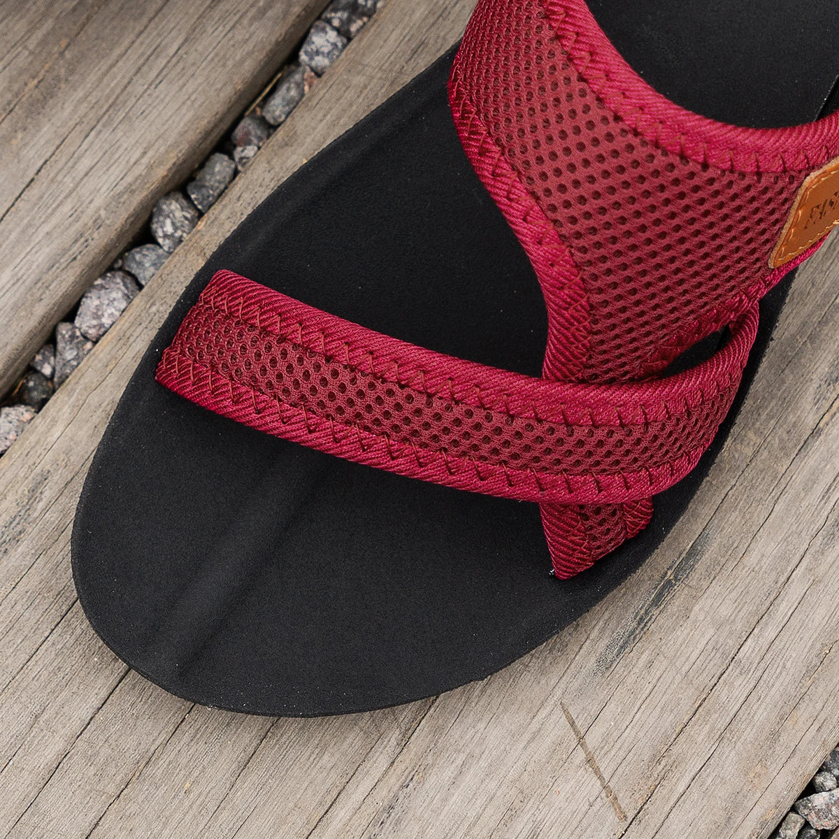 Fashionable and Versatile Sports-Style Women's Sandals, Mesh Fabric, Breathable, Comfortable, Skin-Friendly, Suitable for Indoor and Outdoor Wear, Flat Sandals