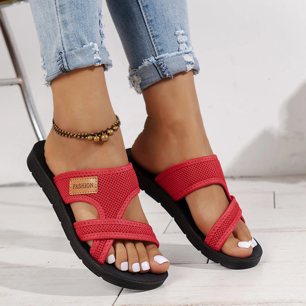 Fashionable and Versatile Sports-Style Women's Sandals, Mesh Fabric, Breathable, Comfortable, Skin-Friendly, Suitable for Indoor and Outdoor Wear, Flat Sandals